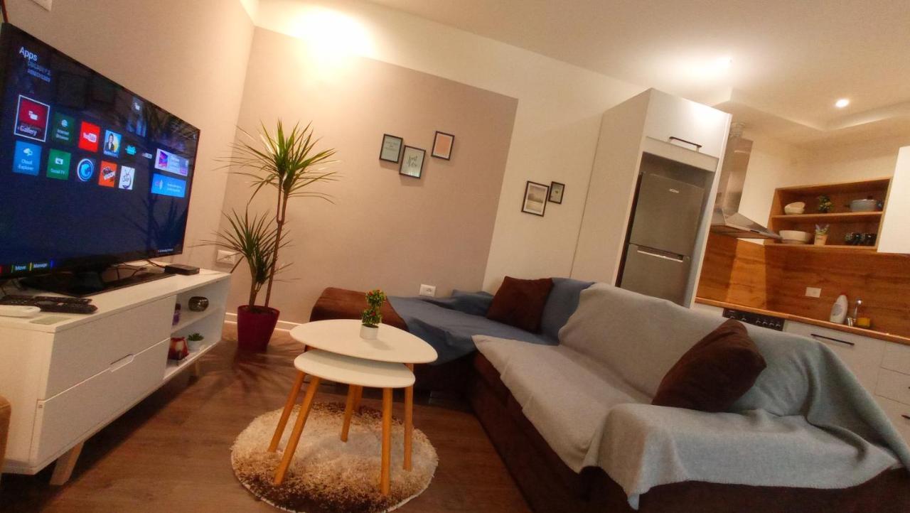 Tirana Apartment Garda Exterior photo