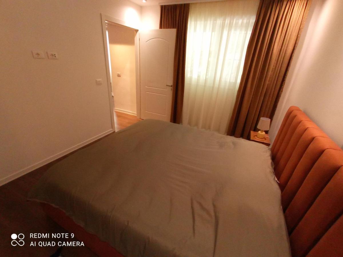 Tirana Apartment Garda Exterior photo